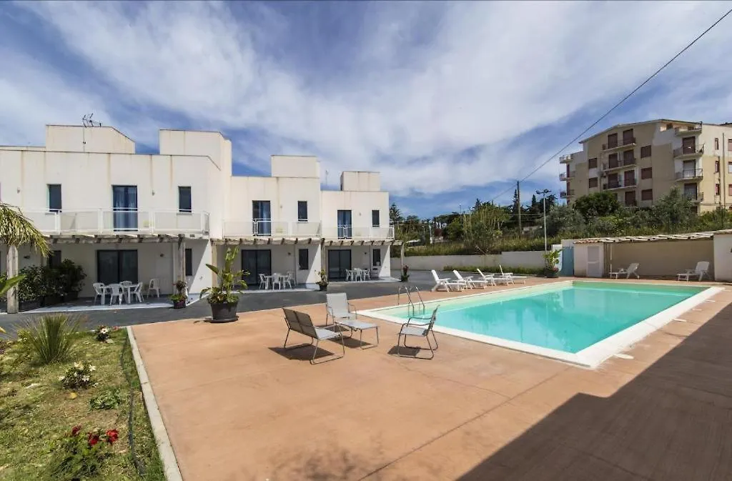 Tico Tico, Casa Con Piscina A Due Passi Dal Mare Villa San Leone