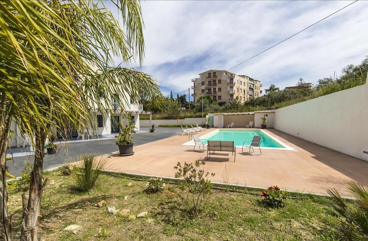 Holiday home Tico Tico, Casa Con Piscina A Due Passi Dal Mare Villa San Leone