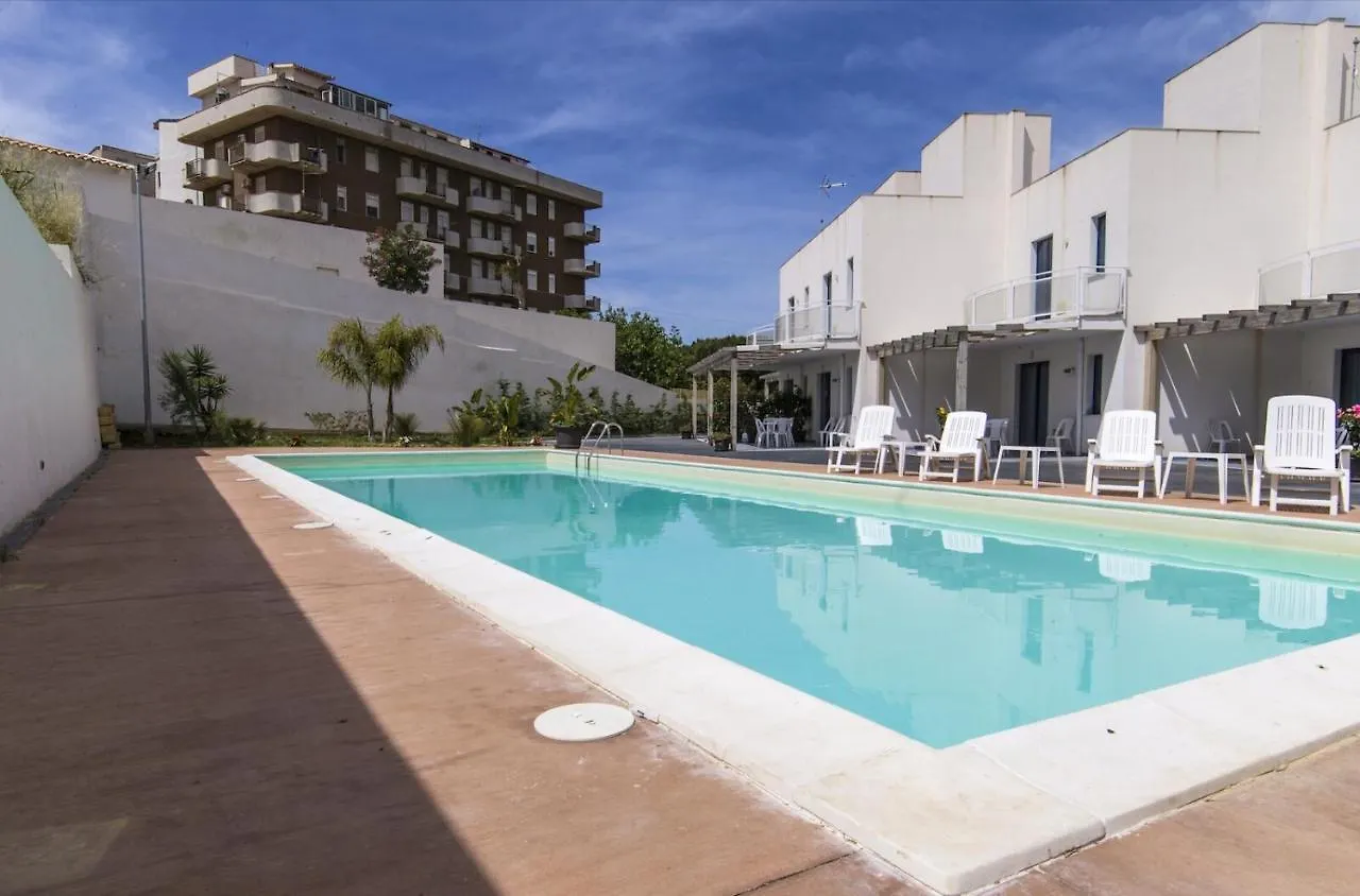 Tico Tico, Casa Con Piscina A Due Passi Dal Mare Villa San Leone
